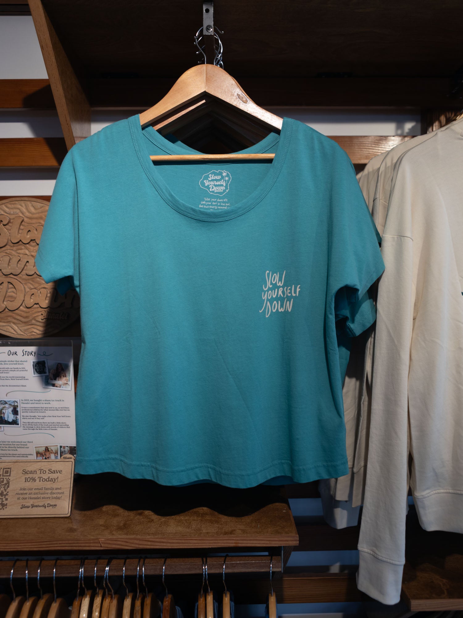 Feel the Energy Scoop Neck | Organic Cotton | Slow Yourself Down - Womens Shirts