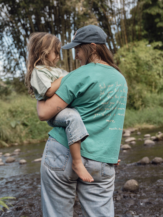 Feel the Energy Scoop Neck - Slow Yourself Down