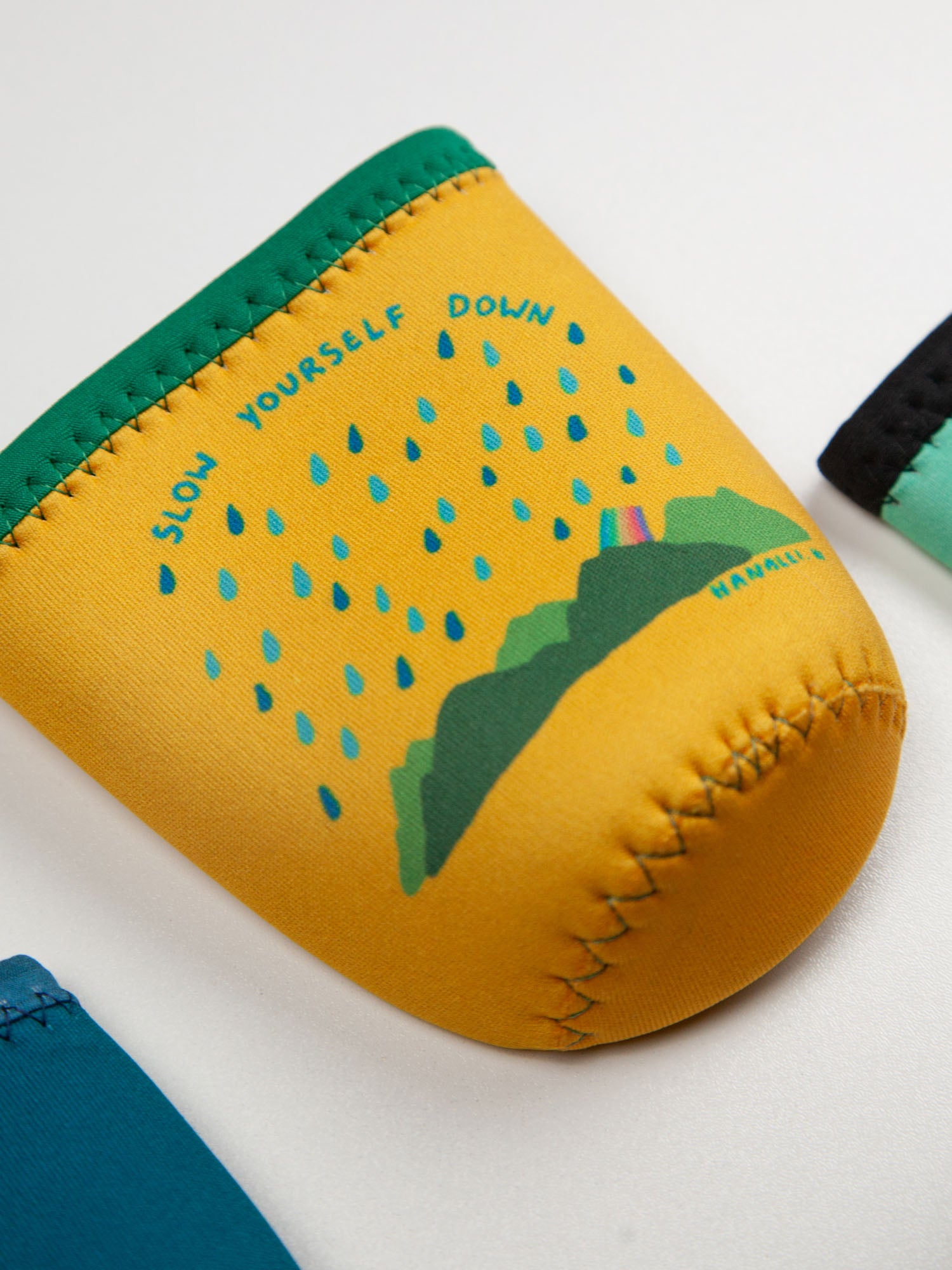 Hanalei Rain Coozie | Slow Yourself Down - Coozie
