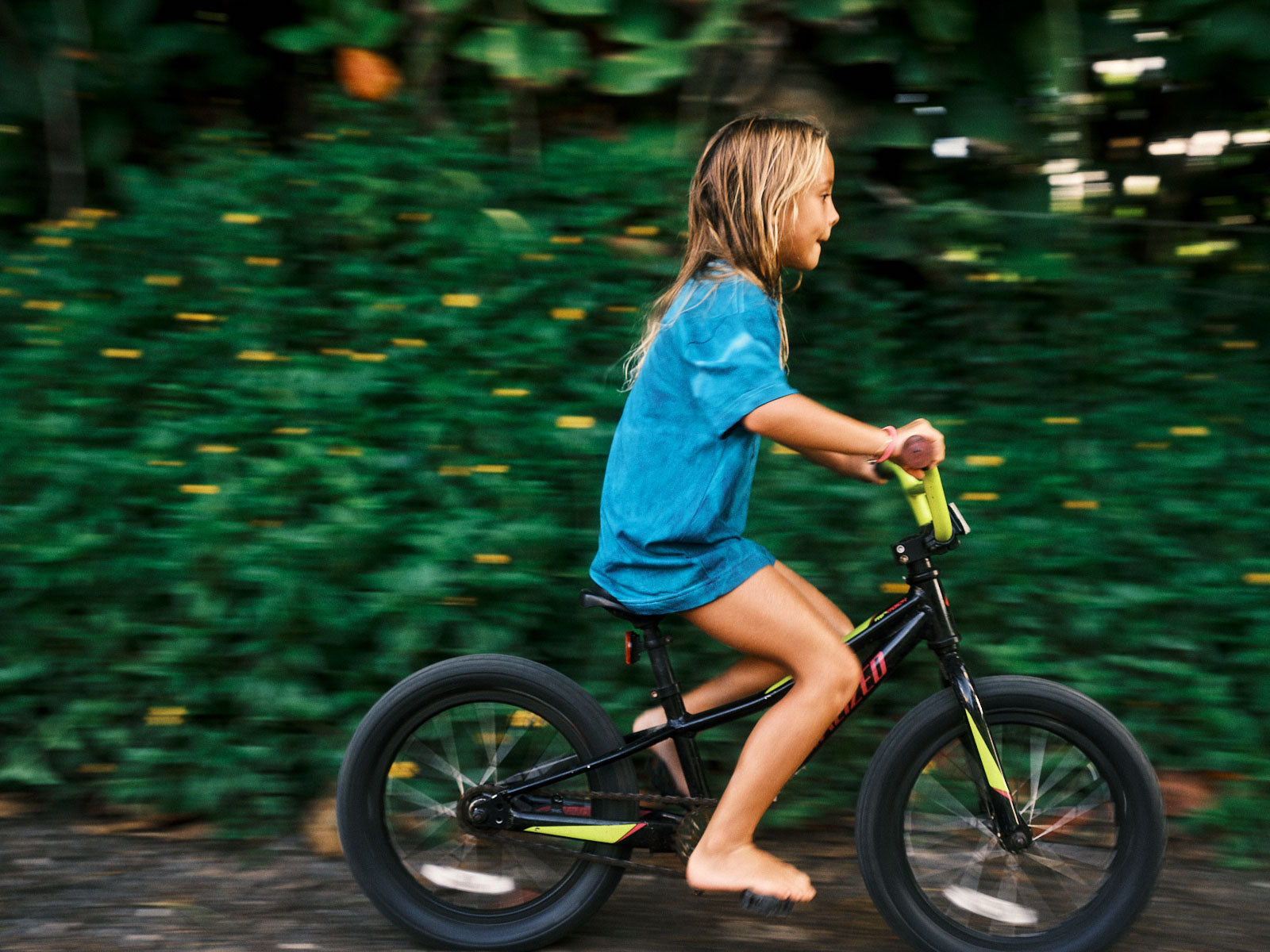 Kids Outline Circle Tie Dye Tee | Organic Cotton | Slow Yourself Down - Kids Shirts