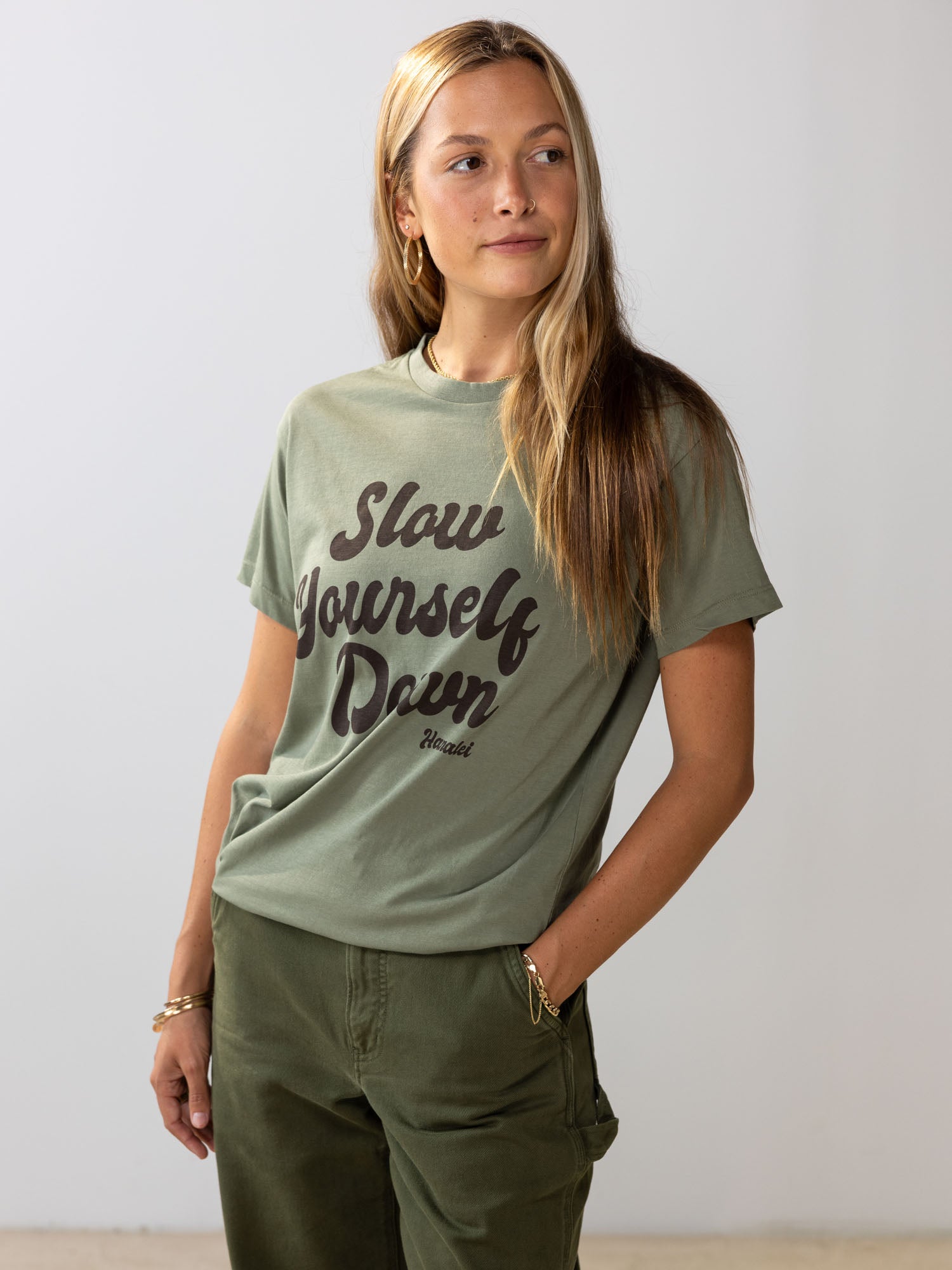 Buzz Shirts Maglietta Donna In Cotone Biologico 'Back To The 00's', Retrò Anni 2000, Vestibilità Comoda, Stampe Water-based